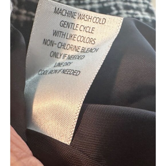 BCX Women's Jacket Size Black/White monochrome boucle textured crop jacket Sz M - Picture 6 of 9